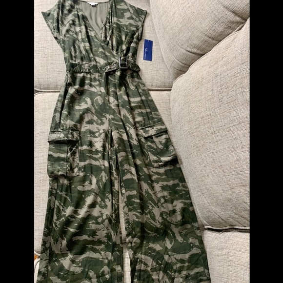 Habitual Other - NWT Girls HABITUAL KIDS Danica Wrap Buckle Jumpsuit in Army Green, 10